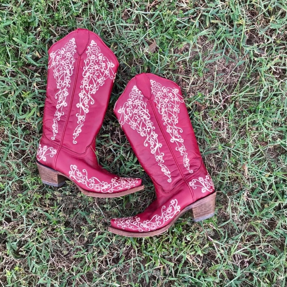 Corral cowboy boots